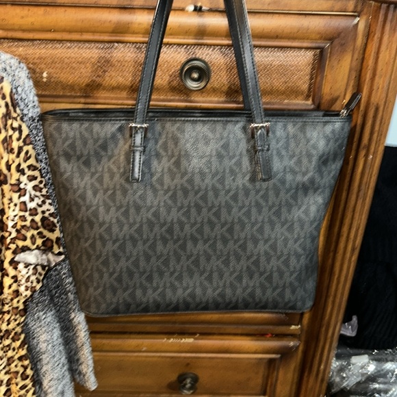 Michael Kors shoulder bag - Picture 3 of 13